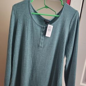 Torrid waffle snap long sleeve henley